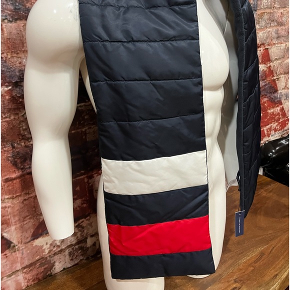 NEW TOMMY HILFIGER MENS QUILTED PUFFER SCARF ( a unique scarf ) - Picture 2 of 5